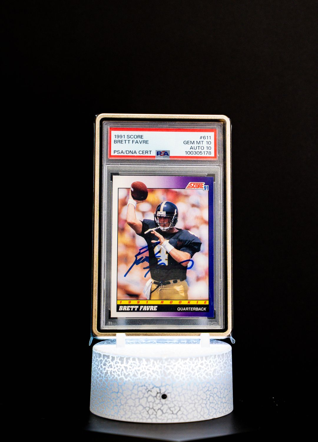 1991 Score Autographed Brett Favre #611 – PSA GEM MT 10, Auto GEM MT 10 (PSA Cert #100305178)