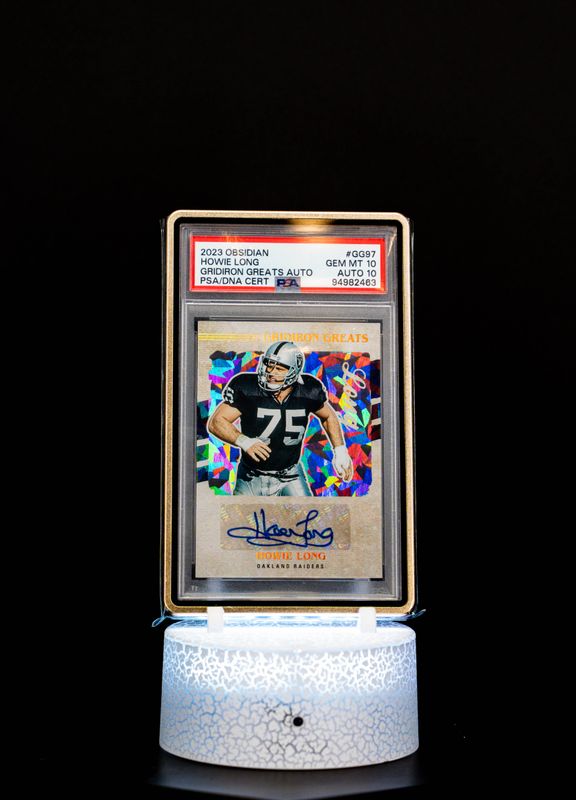 2023 Obsidian Gridiron Greats Autograph Howie Long #GG97 – PSA GEM MT 10, Auto 10 (PSA Cert #94982463)