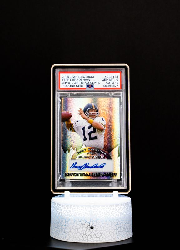 2024 Leaf Electrum Crystallography Autograph Silver Fluorescent Terry Bradshaw (SN: 3/3) #CLATB1 – PSA GEM MT 10, Auto GEM MT 10 (PSA Cert #106364827) 2024 Leaf Electrum Crystallography Autograph Silver Fluorescent Terry Bradshaw (SN: 3/3) #CLATB1 – PSA GEM MT 10, Auto GEM MT 10 (PSA Cert #106364827)