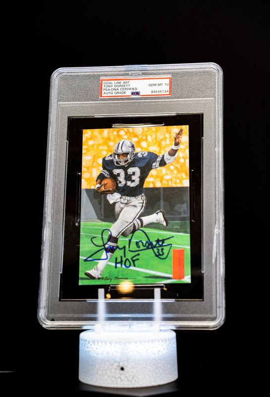 1994 H.O.F. Cards Hall of Fame Signature Series Tony Dorsett Auto (SN: 0354/5000) – PSA GEM MT 10 Large Sized Card