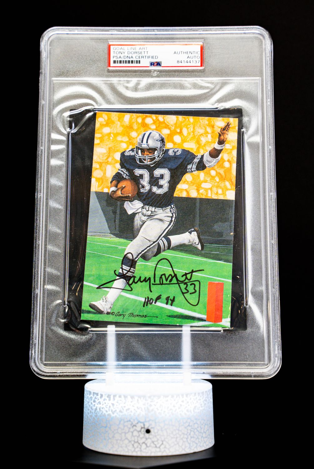 1994 H.O.F. Cards Hall of Fame Signature Series Tony Dorsett Autograph (SN: 3467/5000) – PSA/DNA Certified Auto – Oversized Limited Edition