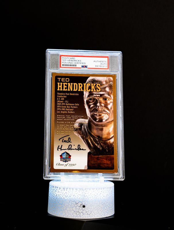 Class of 1990 Post Card Ted Hendricks (Medium Card) 134/150 (PSA: Authentic Auto PSA: #84160212)