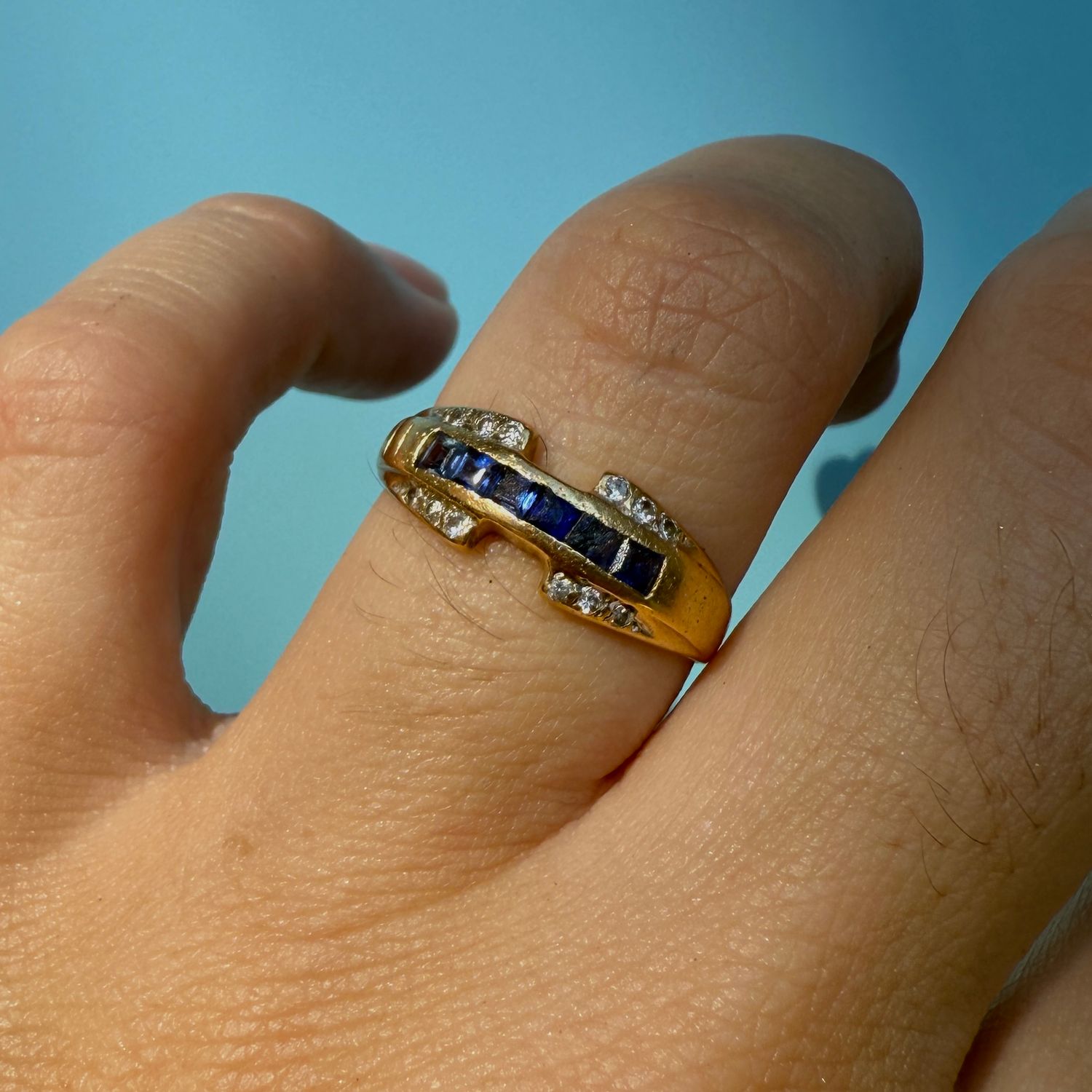 The Helen: 18K Yellow Gold 0.07CT Sapphire and 0.12CTW Diamond Cut-Out Ring