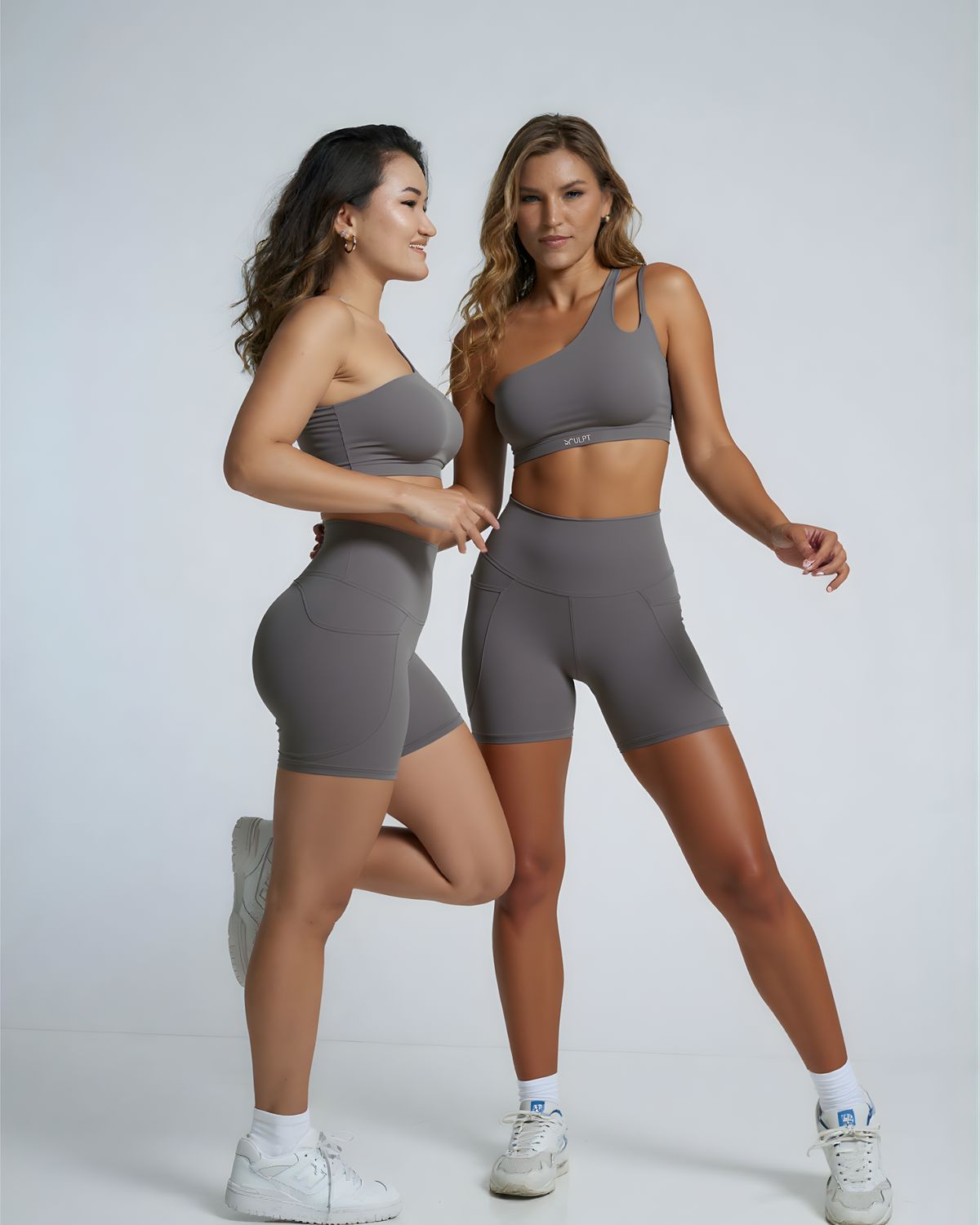 Set "Kali" Grey-sport bra and short leggin