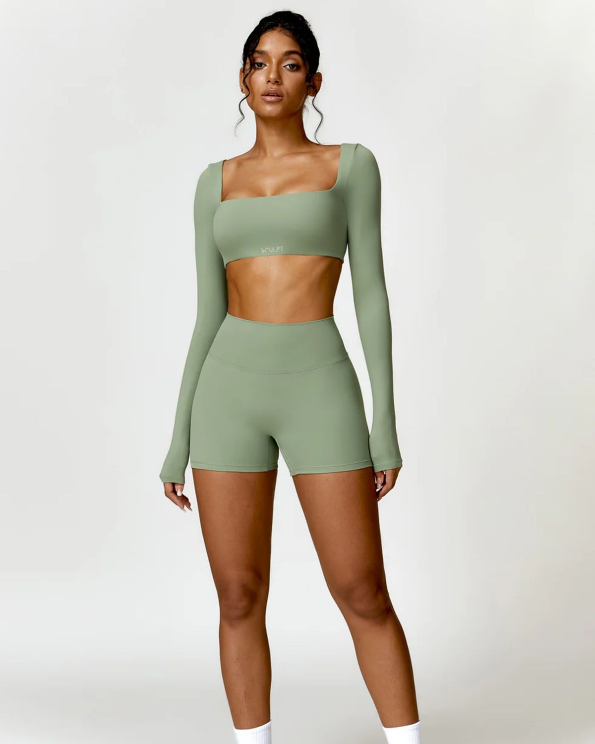 Set &quot;Kaya&quot; Green - Short leggings and long sleeve crop top