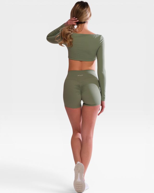 Set "Kaya" Green - Short leggings and long sleeve crop top
