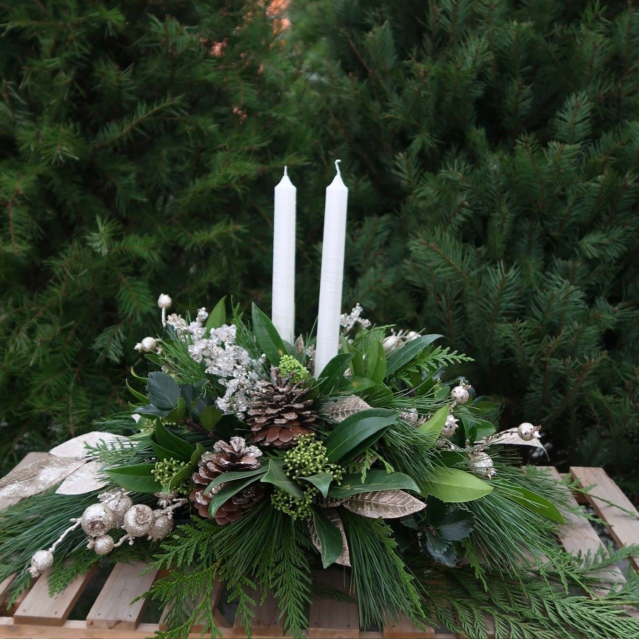 Glitzy Gold Centerpiece