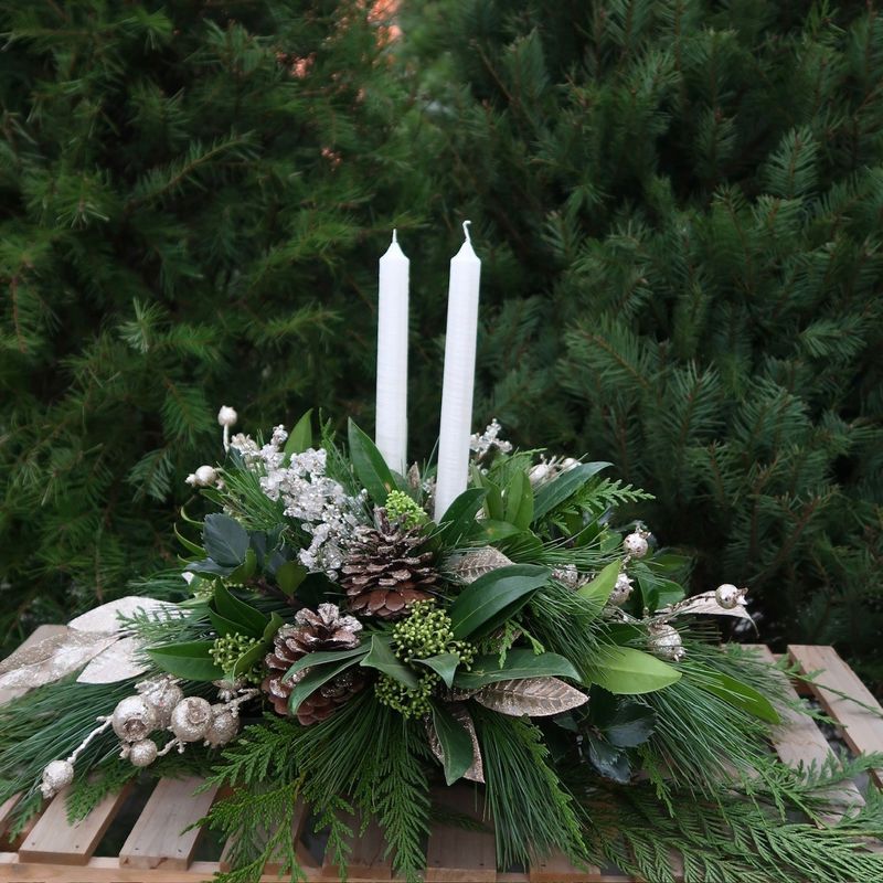 Glitzy Gold Centerpiece