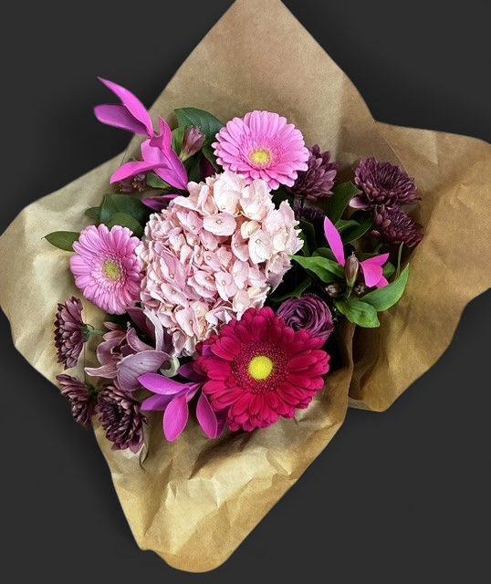 Everyday Hand Tied Bouquet Deluxe