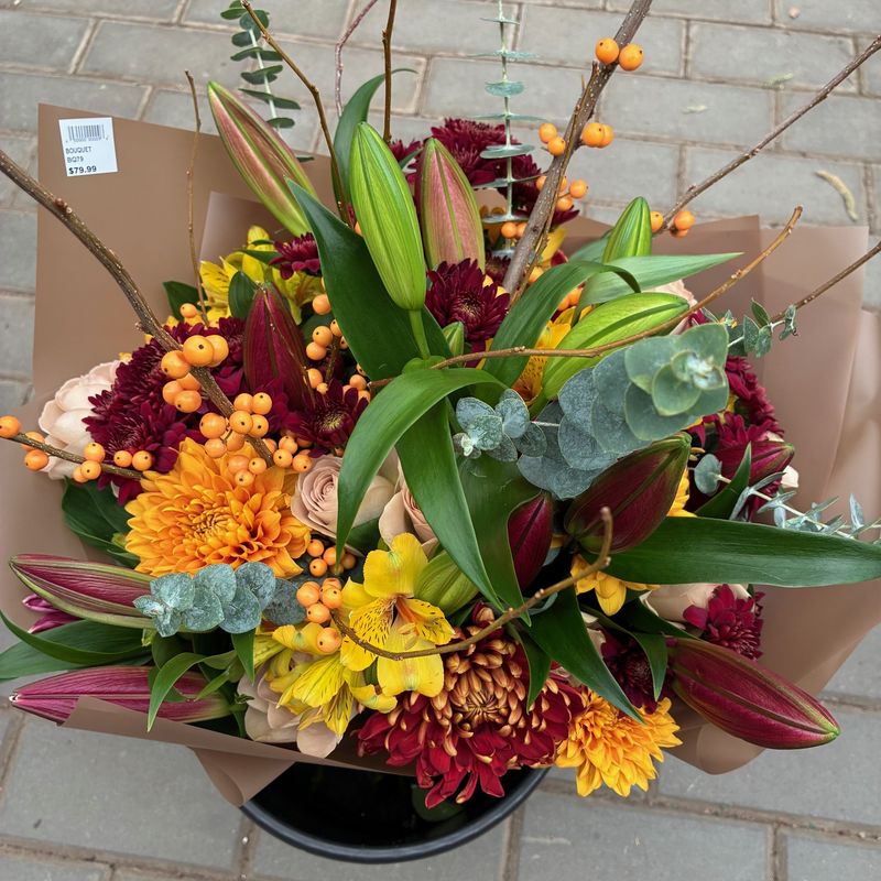 Everyday Hand Tied Bouquet Premium