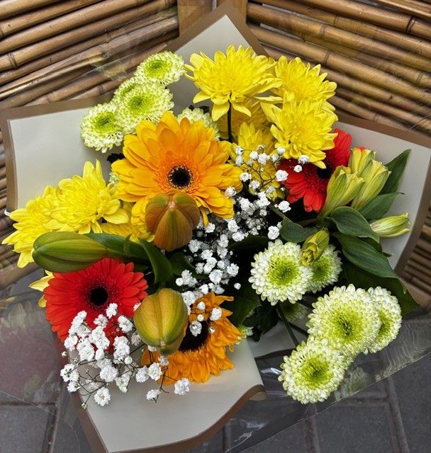Everyday Hand Tied Bouquet Classic