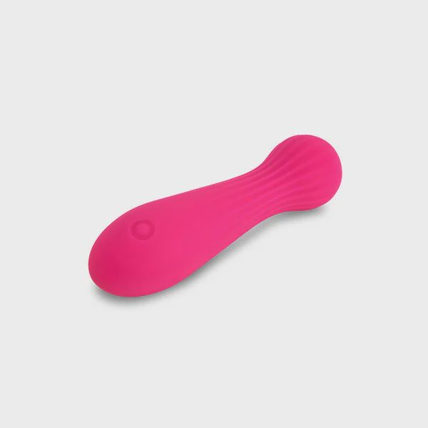 Nu Sensuelle Nubii Sola Bullet