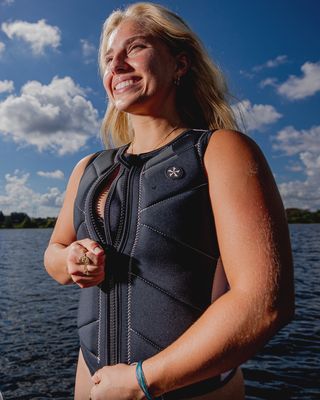 24 Ladies Pro Vest - Pink
