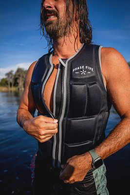 24 Mens Comp Vest - Black