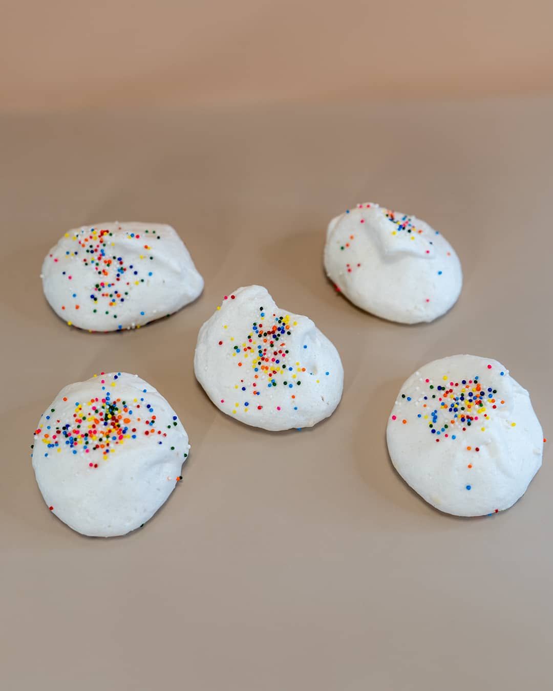 Meringue Kiss
