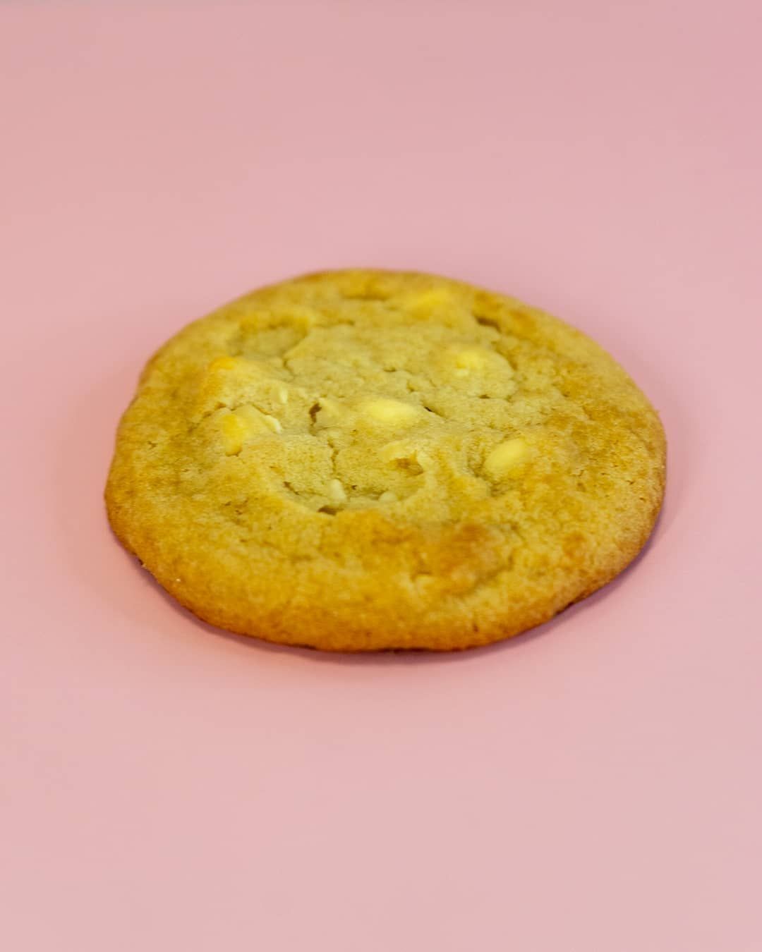 Lemon Cookie with White Chocolate