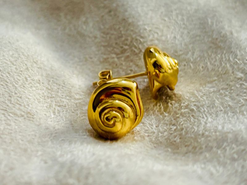 Σκουλαρίκι