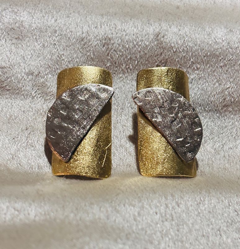 Σκουλαρίκι