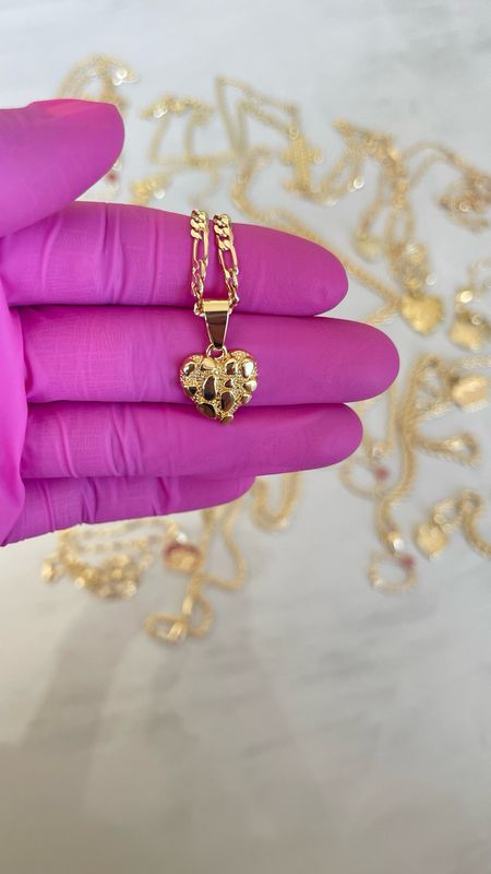 SMALL NUGGET HEART NECKLACE