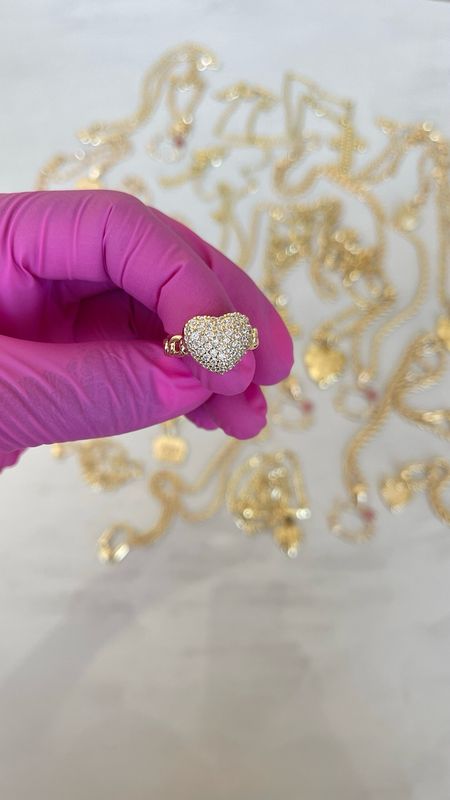 WHITE DIAMOND CLUSTER RING