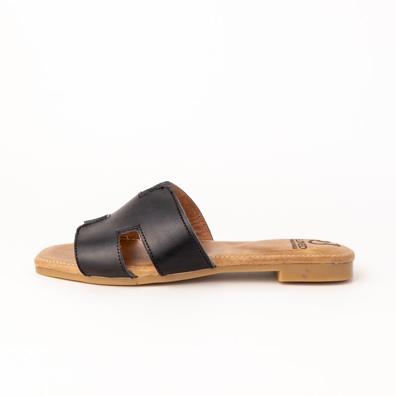SANDALIAS CUERO NEGRO