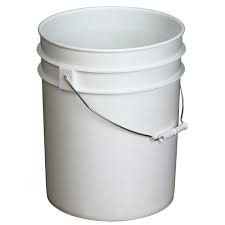 5 Gallon Plastic Bucket
