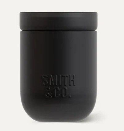 Smith &amp; Co Candle - Tabac &amp; Cedarwood