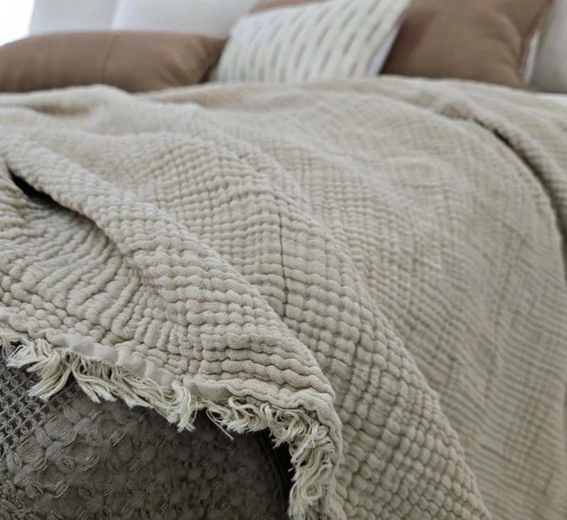 Bursa Throw - Vanilla Cream