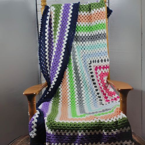 Multi-Color Crochet Afghan with Ripples
