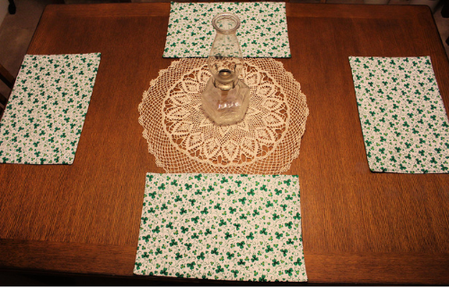 Shamrock Placemats (set of 4) Shamrock Placemats (set of 4)
