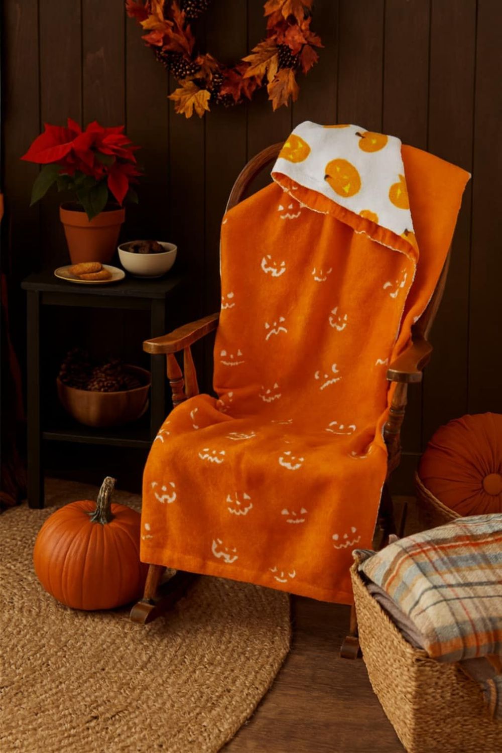 Glow in the Dark Pumpkin Baby Blanket Glow in the Dark Pumpkin Baby Blanket