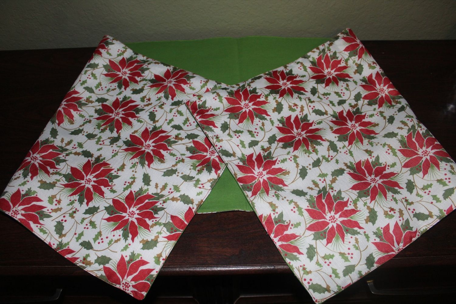 Handmade Christmas Poinsettia Table Runner – Festive Holiday Red & Green Floral Table Decor Reversible Christmas Table Runner with Poinsettia Print – Handmade Holiday Table Decor