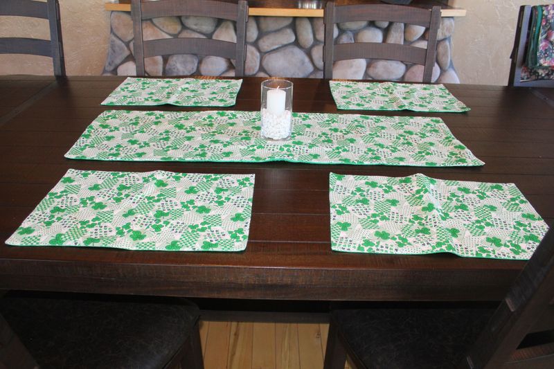 Shamrock Clover Patchwork Set with Placemats (Set of 4) with Matching Shamrock Table Runner – Handmade St. Patrick’s Day Table Decor