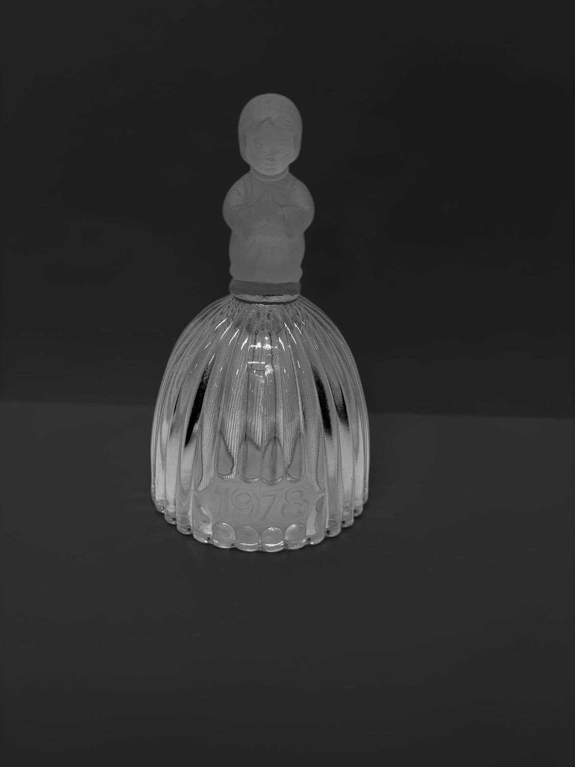 1978 Goebel Annual First Edition Crystal Glass Bell