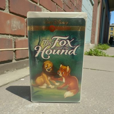 The Fox and the Hound Gold Classic Collection VHS Tape