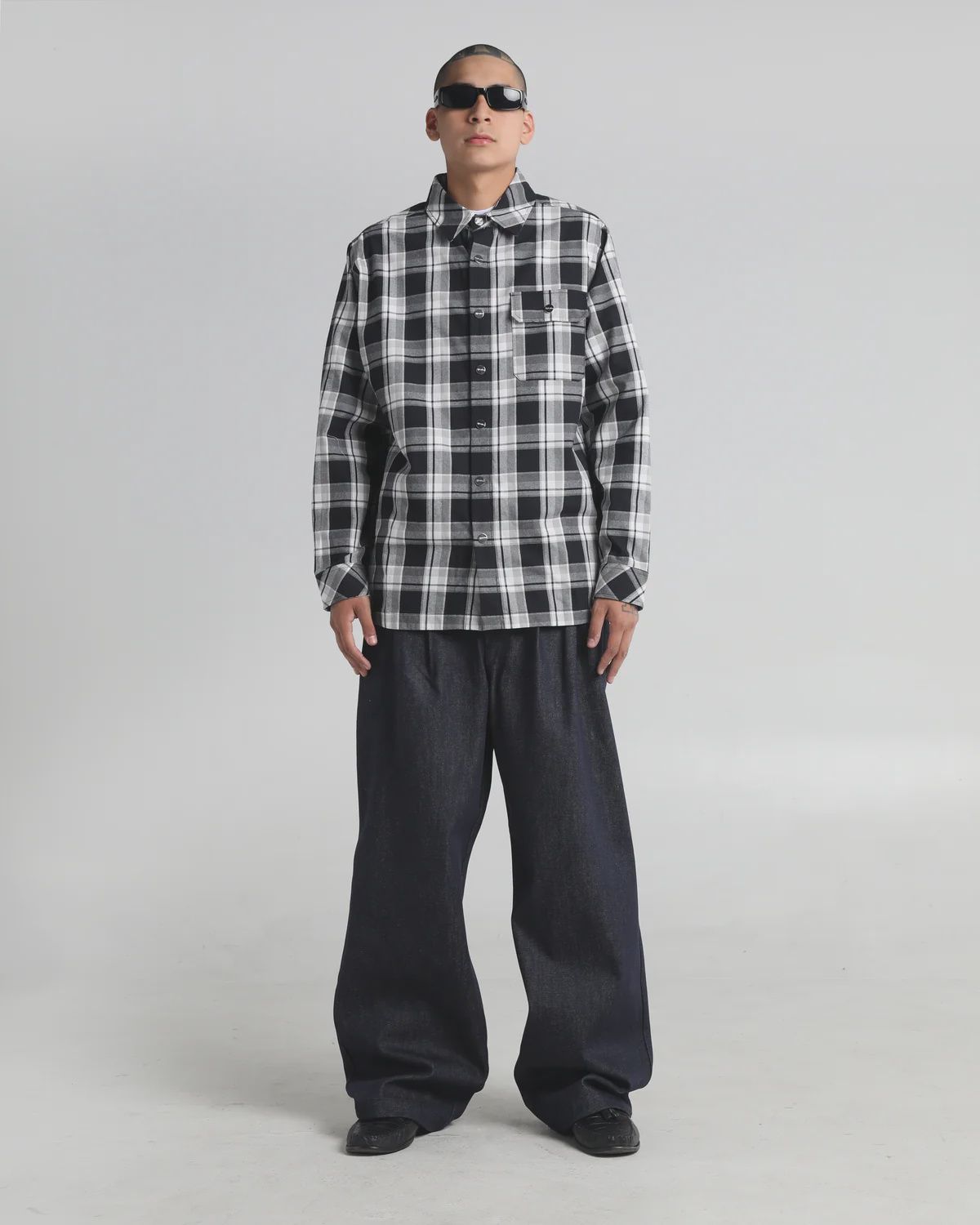 Shaka Plaid Flannel, Color: BLK, Size: XL