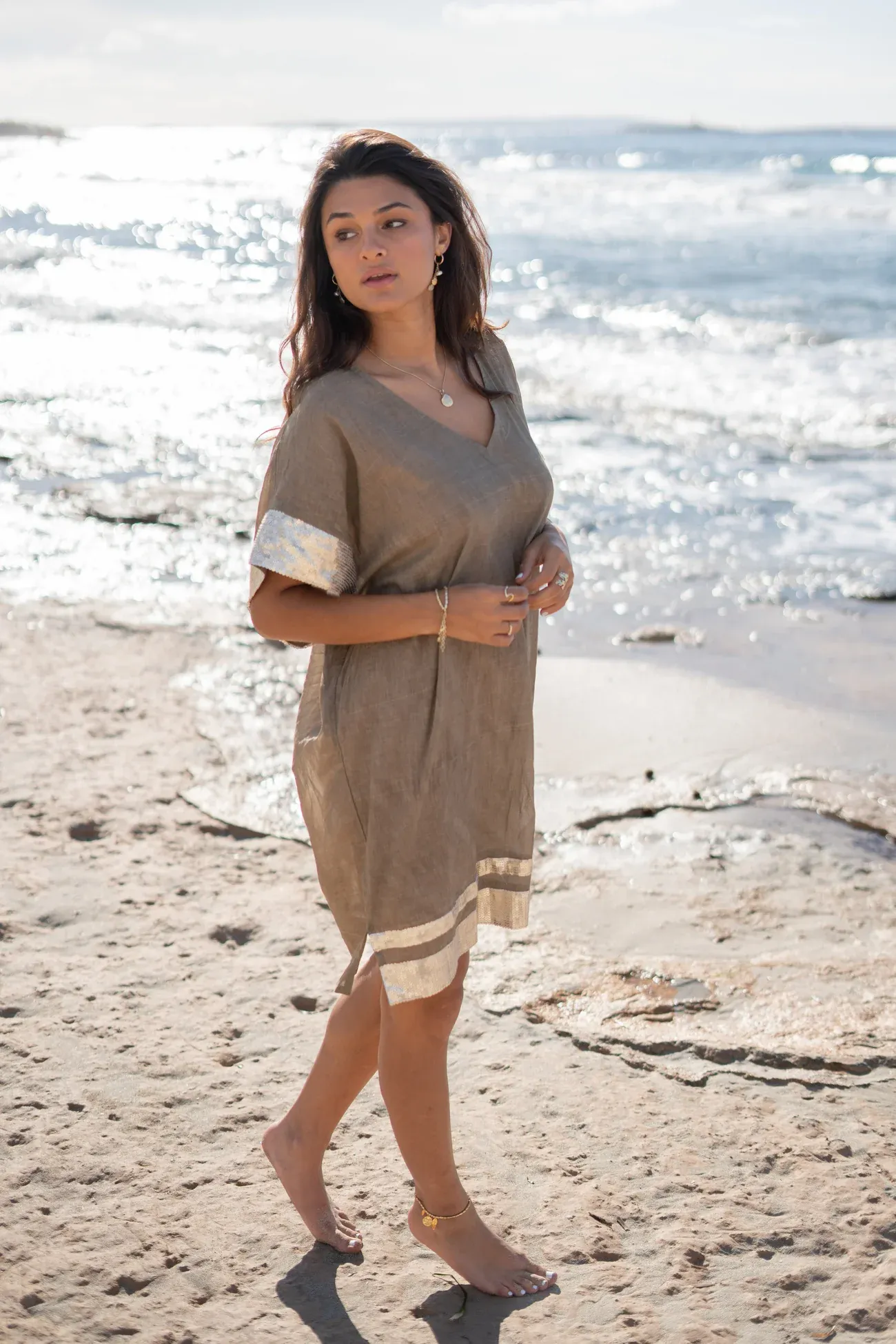 Jada Flo Short Kaftan Taupe
