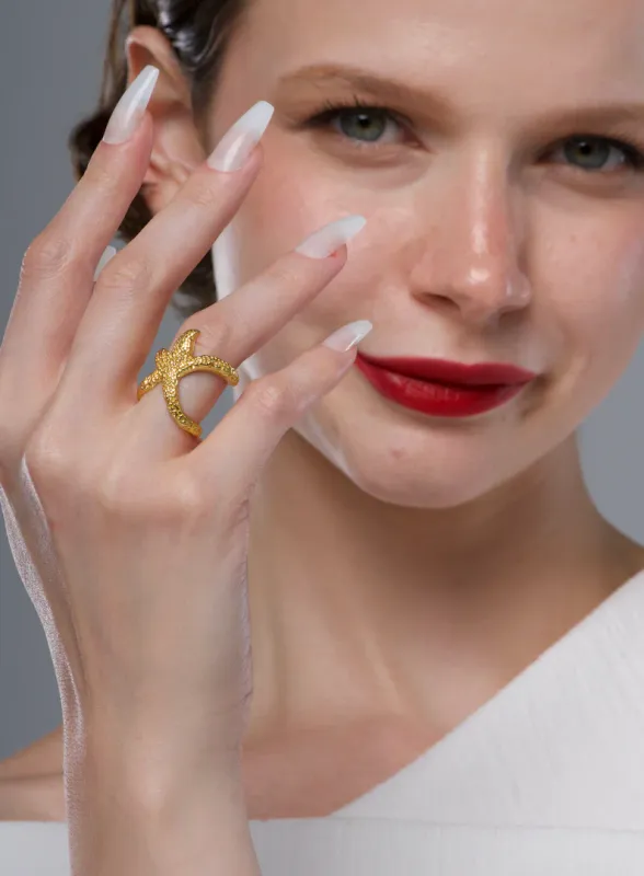 Starfish design ring