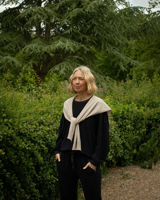 Tory Shrug Light Fawn