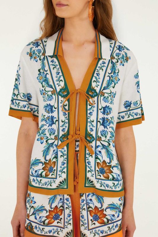 Farm Rio Light Off-white Flora Tile Blouse