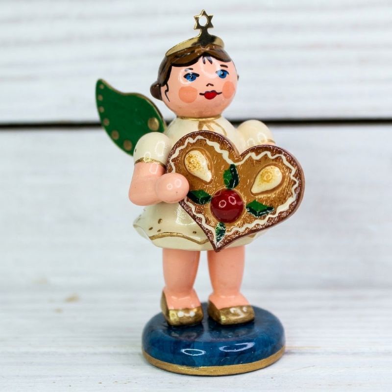 Hubrig "Geschenke-Engel mit Pfefferkuchenherz"