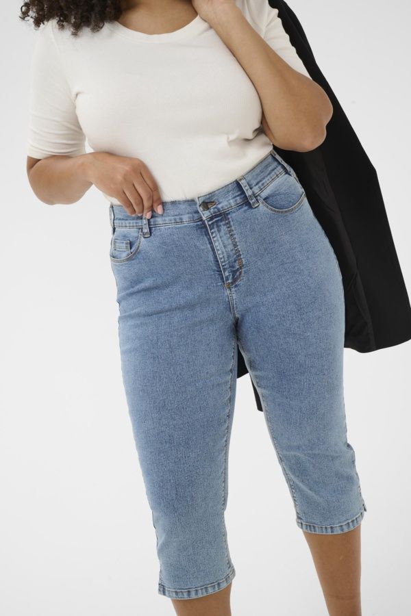 KCVILANA Capri Jeans