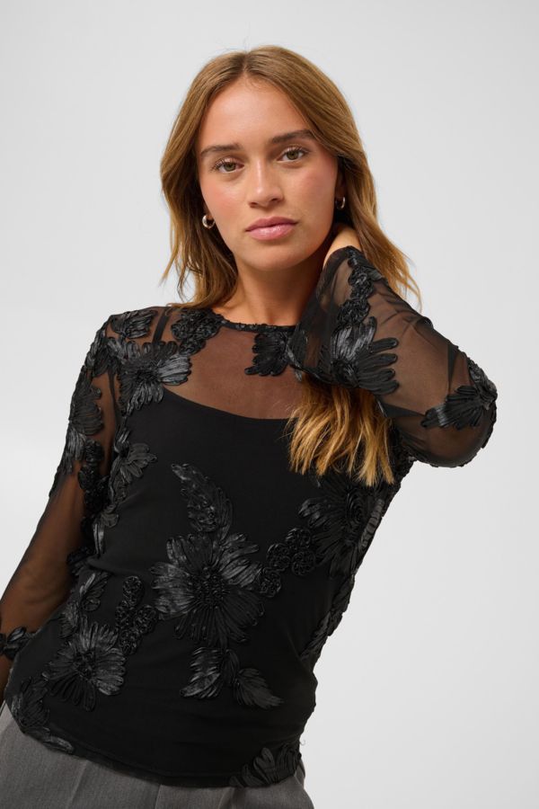 KAjulianne T-shirt