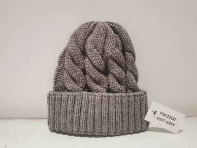 Cozy Knit Beanie - Grey