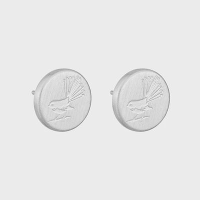 Round Fantail - Silver Studs