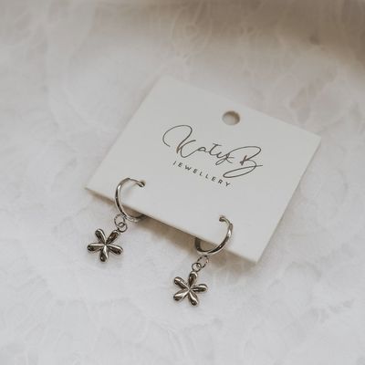 Flower Hoop - Silver