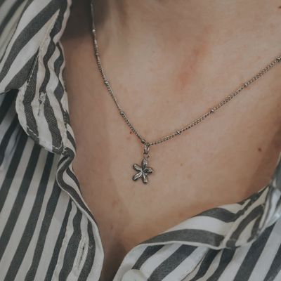 Flower Necklace - Silver
