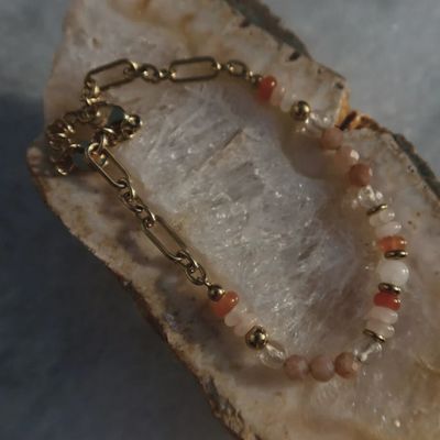Queen of the Foxes Bracelet - Precious Stones + Chain