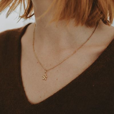 Flower Necklace - Gold