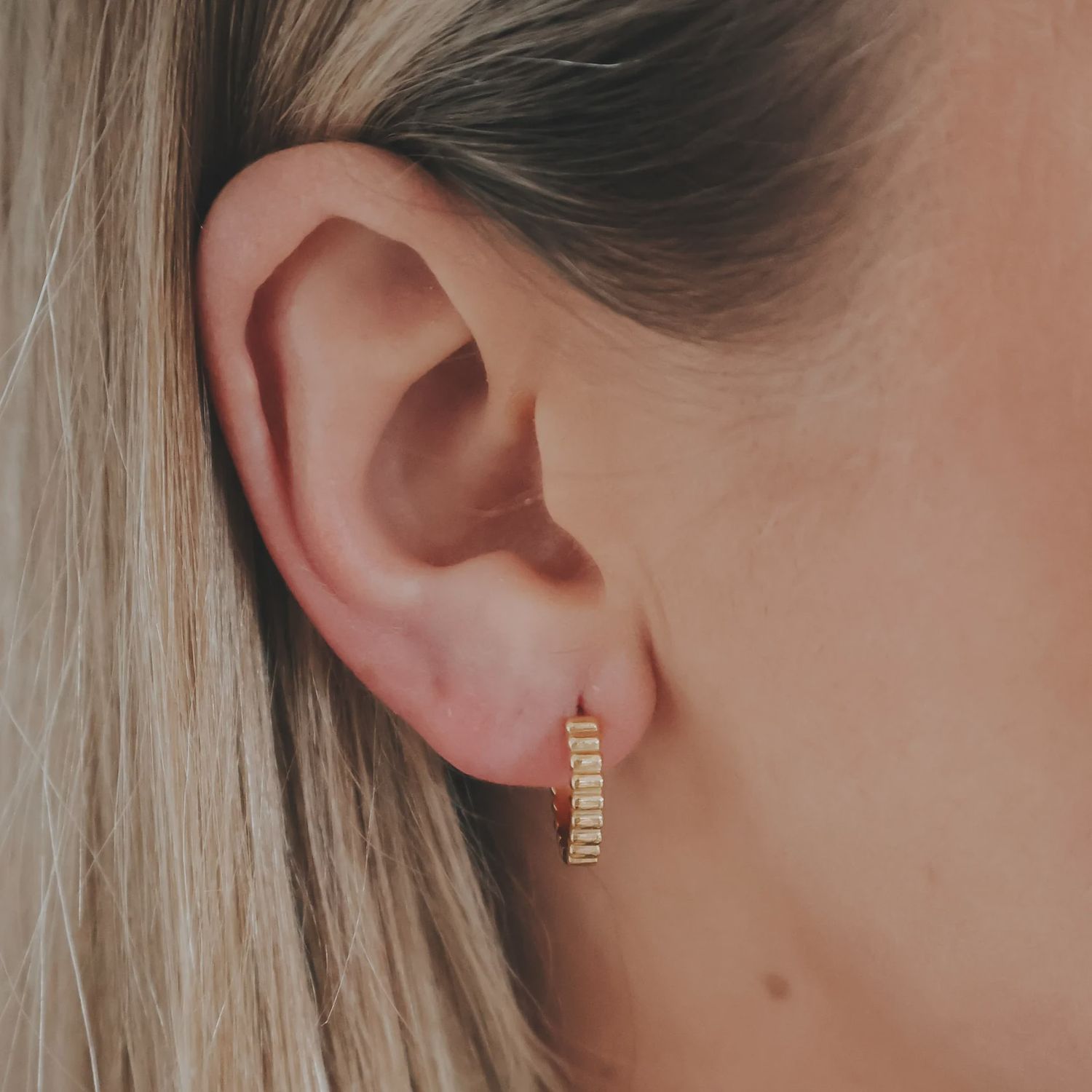 Ribbed Hoops - Gold